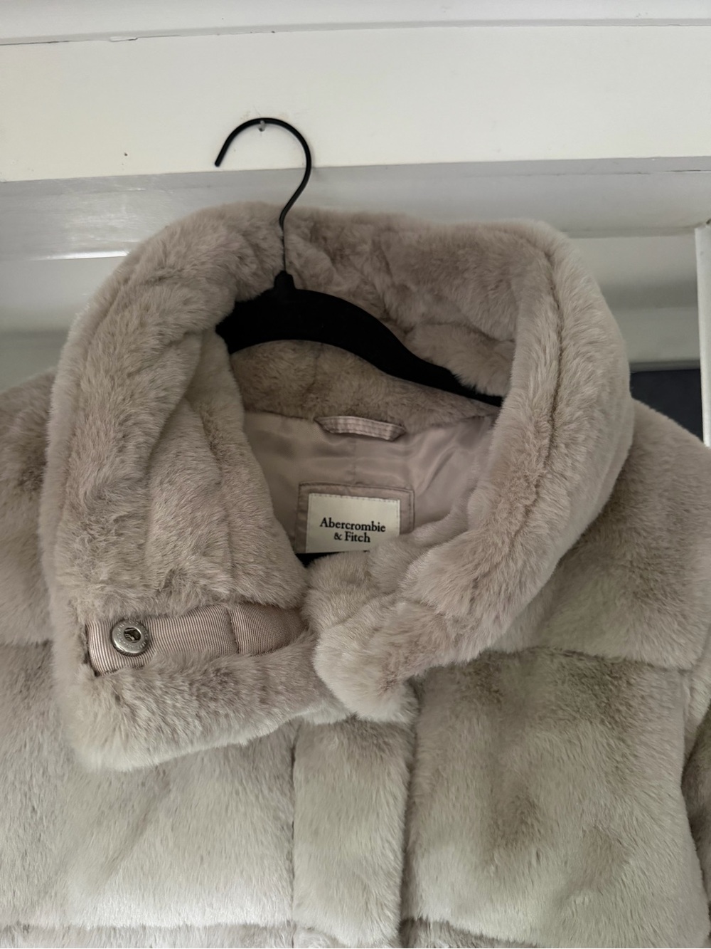Abercrombie & Fitch Plush Teddy Jacket in Light Gray - Picture 3 of 6